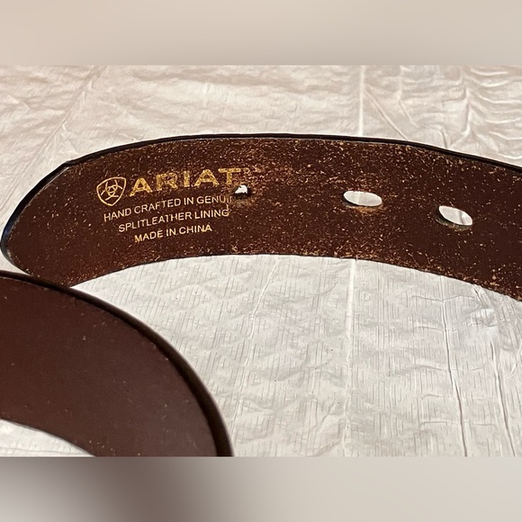 GUC Ariat Dark Brown Embossed Leather Belt - Picture 4 of 9